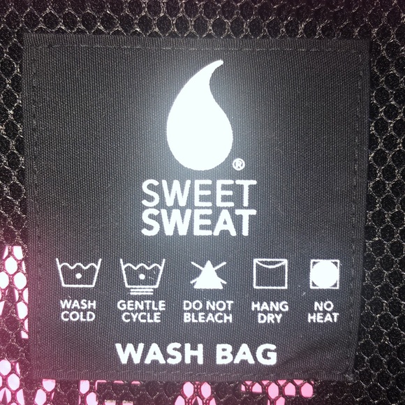 Sweet Sweat Waist Trimmer with Wash Bag Size- Med 33”-38” - Picture 2 of 9